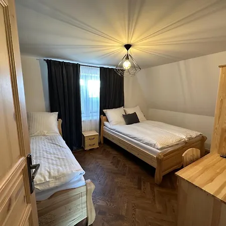 Apartamenty U Mocarnego Шафлари Екстер'єр фото