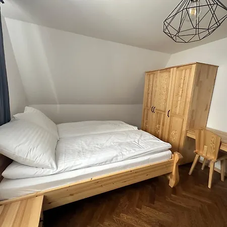 Apartamenty U Mocarnego Шафлари Екстер'єр фото
